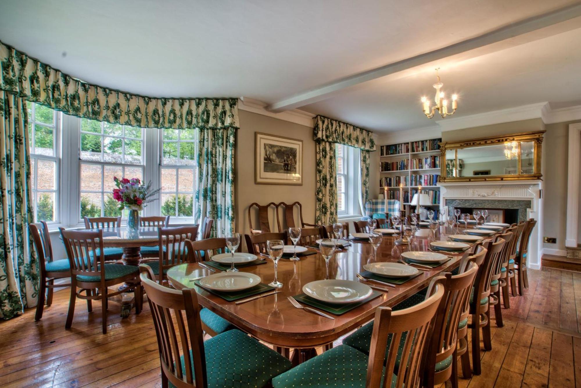 Abbey House By Group Retreats Villa Saffron Walden Buitenkant foto